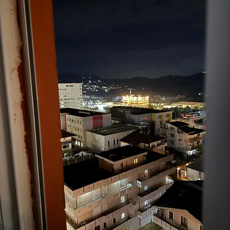 شقة E&e Family Apartment, 5 Min From Airport, Center