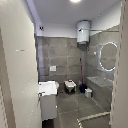 Miri Family Apartment, 5min From Airport